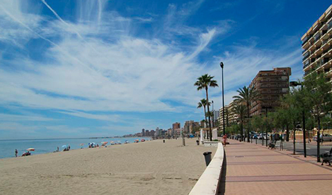 Plaże Fuengirola w Malaga